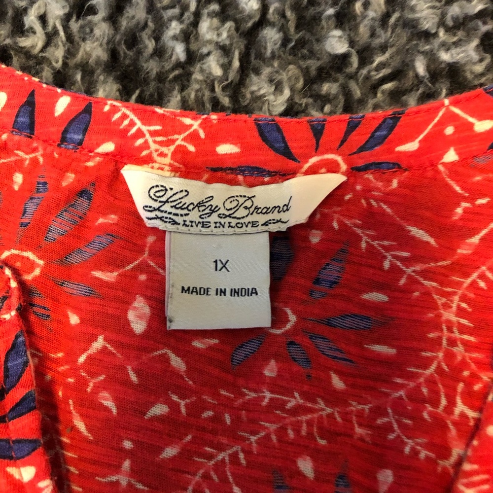 Women’s lightweight Top - Lucky Brand XXL